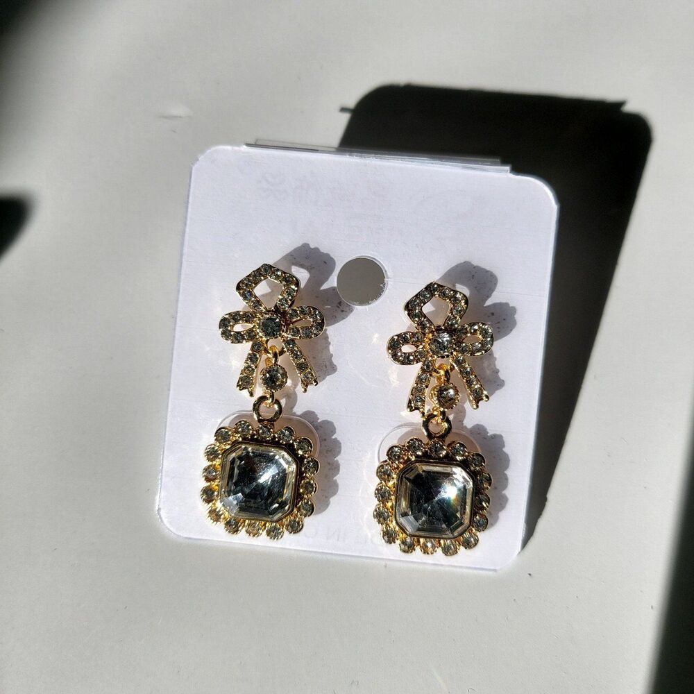 rhinestone earrings with clear gemstone